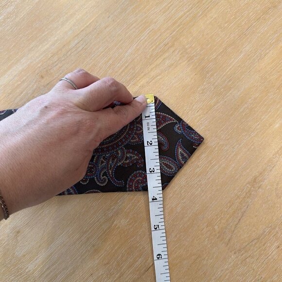 Paco Rabanne Paris Silk Brown Red Paisley Hand Made in Italy Tie - Picture 6 of 6